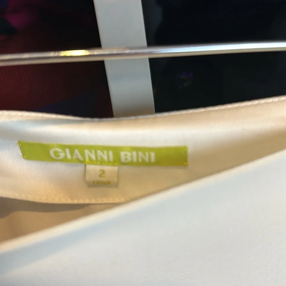 Gianni Bini black and white skirt size 2